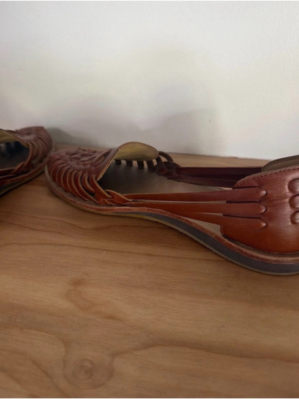 Nisolo Brown Woven Leather - Picture 4 of 9